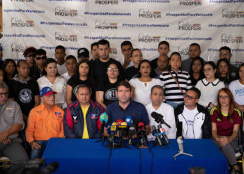 Candidatos a las primarias venezolanas, sin acuerdo sobre los inhabilitados a cinco días de comicios