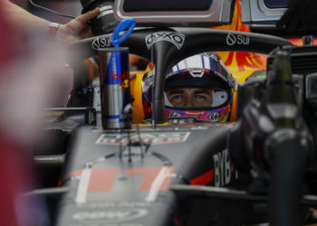 Checo Pérez reconoce que no esperaba que los Ferrari fueran tan rápidos en la Q3