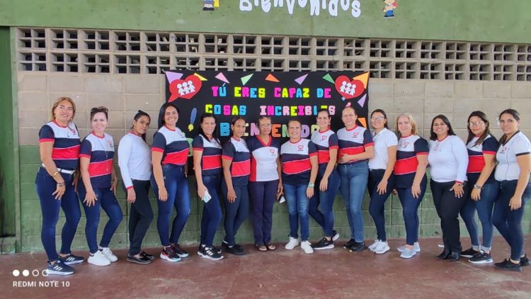 Colegio Fe y Alegría Gonzalo Senior inicia año escolar con nueva mención en Asistente de Farmacia