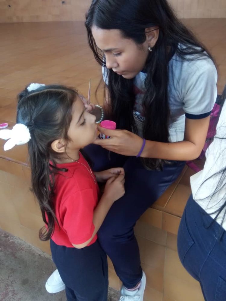 Colegio Fe y Alegría Gonzalo Senior inicia año escolar con nueva mención en Asistente de Farmacia