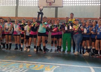 Finalizó fiesta del voleibol en honor a Trujillo