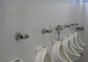 Baños  en el NURR no escapan de los hurtos