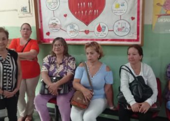 Jehyson Guzmán atendió solicitudes de mamografías por el 1×10 