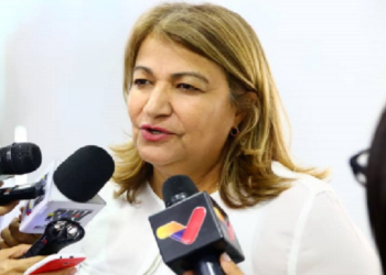Ministra de Educación negó que vigilarán a los maestros a través del código QR