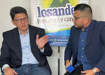 Candidato César Almeida alerta: el chavismo puede ganar las elecciones presidenciales “por las torpezas” de la oposición