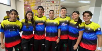 Trujillanos destacaron en Internacional de Bádminton