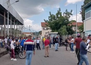 Sacan de liceo en Motatán a diputado del Psuv por pretender hacer proselitismo político