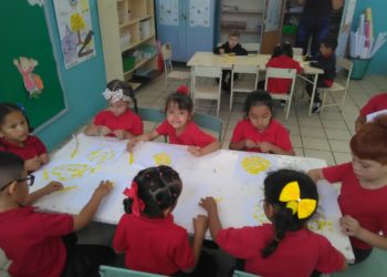 Preescolar Dr. Leonardo Ruíz Pineda celebra sus bodas de oro