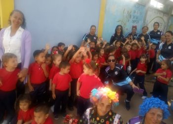 Mes de la Educación Inicial en la EB «Francisco Javier Urbina»