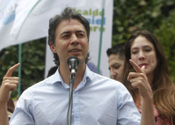 Renuncia el alcalde de la ciudad colombiana de Medellín para unirse a una campaña política