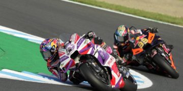 Jorge Martín suma su tercera victoria en una carrera marcada por dos banderas rojas