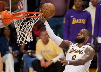 LeBron James: «Todavía me queda mucho en el tanque»