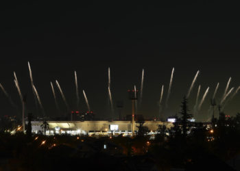 Imágenes de Chile y un solo de batería de ritmos andinos para abrir la ceremonia inaugural