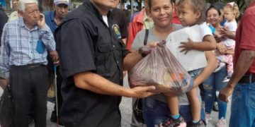Asociación “Los Amigos de Julieta” realizó jornada solidaria en la Plaza Sucre del municipio Valera