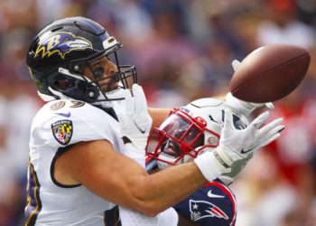 Defensiva de Ravens, clave para quitar a Chiefs la cima de AFC en semana 11 de NFL