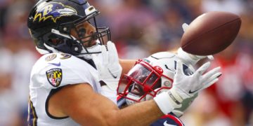 Defensiva de Ravens, clave para quitar a Chiefs la cima de AFC en semana 11 de NFL