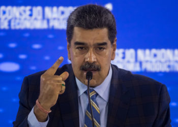Venezuela defenderá su mapa territorial «completo» en «todos los espacios», asegura Maduro