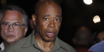 El alcalde de Nueva York cancela reuniones sobre la crisis migratoria en la Casa Blanca