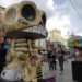 Más de 120 calaveras componen la mayor exhibición pública del Día de Muertos en México