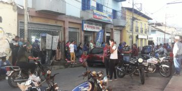 Denuncian lentitud en operativo especial de cedulación en Boconó