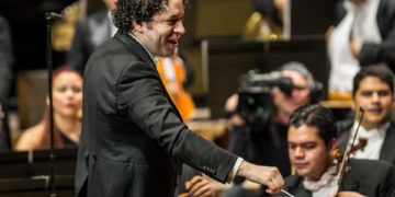 Dudamel reúne a talentosas artistas latinas en el ciclo «Canto en Resistencia»
