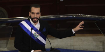 Bukele debería dejar su cargo el 1 de diciembre, dice un magistrado electoral de El Salvador