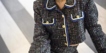 Mon Laferte desgrana su nuevo trabajo: «Autopoiética se parece mucho a mi yo más profundo»