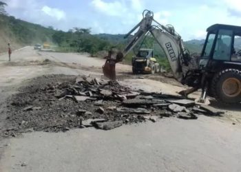 Realizan trabajos de asfaltado en la carretera Panamericana Trujillo – Lara