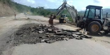 Realizan trabajos de asfaltado en la carretera Panamericana Trujillo – Lara