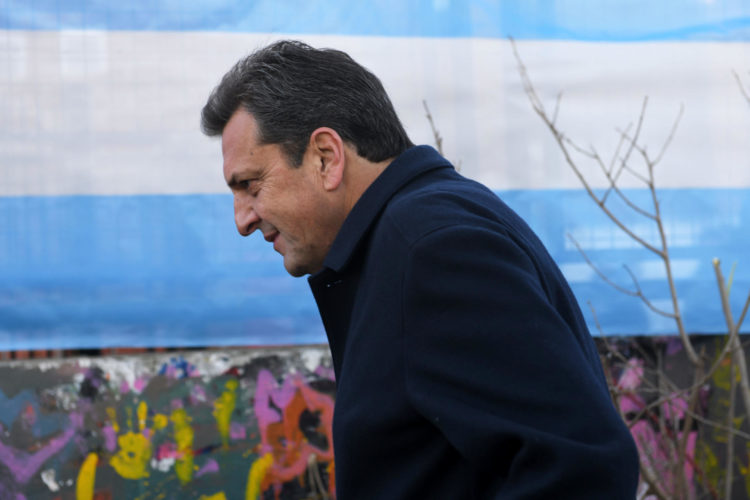 El candidato por el frente gobernante Unión por la Patria, Sergio Massa, quien obtuvo la victoria en la primera vuelta de las presidenciales en Argentina. (EFE) Enrique García Medina