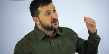 Zelenski se prepara para un invierno a la defensiva y ordena construir más fortificaciones