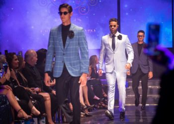 Scutaro baña en azules a la pasarela venezolana con su colección ‘Bajo el signo de Piscis’