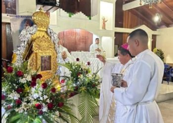 Imagen de Nuestra Señora de Chiquinquirá en Bella Vista recibió la bendición del obispo de Trujillo