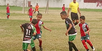 Escuelas «Yoel Daboin» vs «Carlos Chuecos» en el «Leonardo Tuti Landaeta» de Motatán