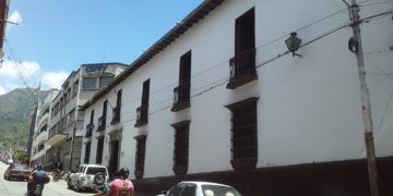 Biblioteca Mario Briceño Iragorry reabre sus puertas al público