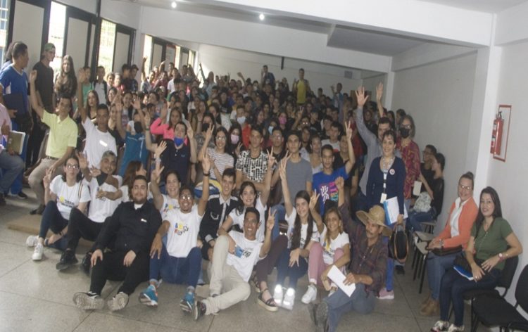 Estudiantes luchan por la permanencia de la academia ulandina en el estado Trujillo. Fotos: Cortesía / Prensa NURR / Carlos Cegarra