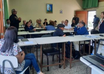 Presentan propuesta curricular sobre carrera de Música en el NURR