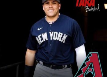 Andrés Chaparro Romero firmó contrato de ligas menores con los Cascabeles de Arizona