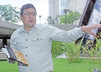 José Javier Sánchez ganó X Bienal de Literatura Ramón Palomares