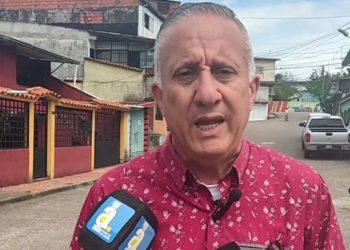 Táchira | Denuncian que docentes y alumnos están obligados a asistir a marcha «por el Esequibo» 