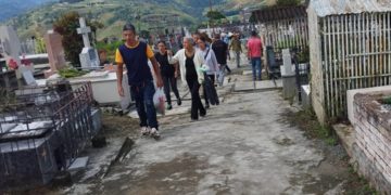 Concurrida visita al Cementerio del Sur en Boconó