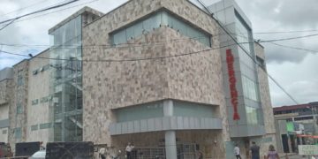 Hospitalizado Gobernador de Trujillo en clínica privada de Valera por problemas respiratorios