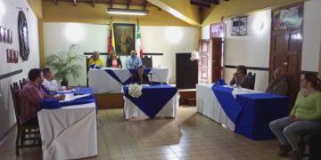 Realizan sesión especial con motivo del 79 aniversario del Seguro Social