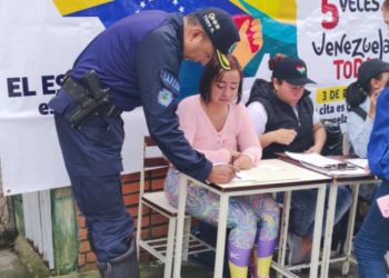 Santos Marquina defendió la soberanía venezolana este 19N