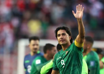 2-0. Henry y Ramiro Vaca dan primer triunfo a Bolivia y hunden en el sótano a Perú