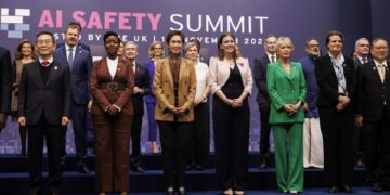 Los Gobiernos mundiales alertan sobre las potenciales consecuencias «catastróficas» de la IA