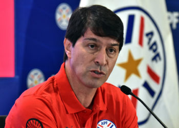 Daniel Garnero, seleccionador de Paraguay, dice que quiere «ganarle a Chile y a Colombia»