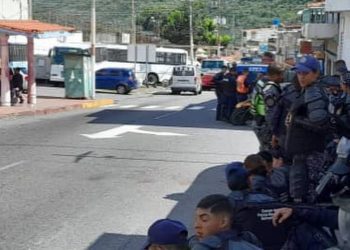 Trujillo | Por toma de cárcel comercios laboran a media máquina en Santa Rosa