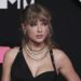 Taylor Swift es recibida en Brasil de brazos abiertos por un Cristo Redentor iluminado