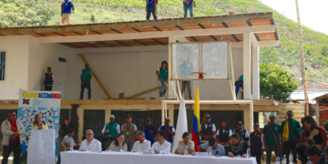 La disidencia de las FARC suspende la mesa de diálogo de paz con el Gobierno colombiano